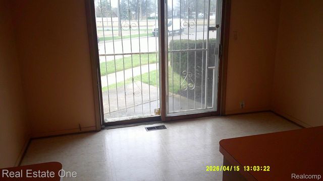 20055 Oxley Street, Detroit, MI 48235