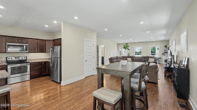 223 Pope St, Louisville, KY 40206