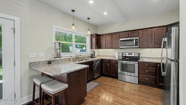 223 Pope St, Louisville, KY 40206