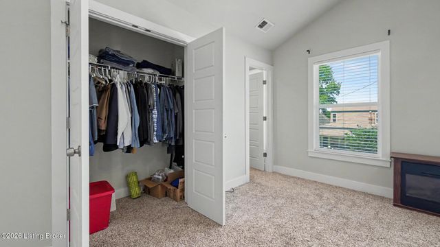 223 Pope St, Louisville, KY 40206
