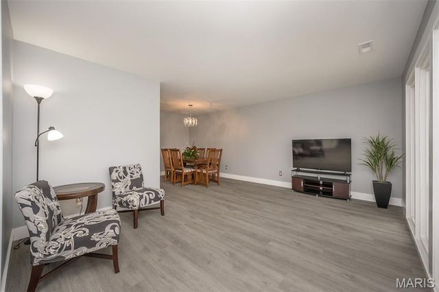 4767 Towne South Road, St Louis, MO 63128