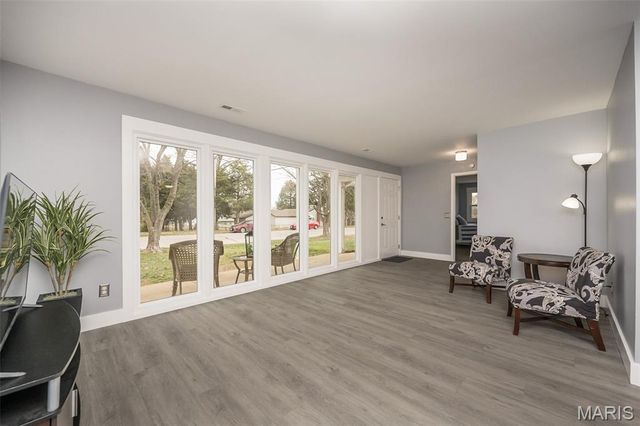 4767 Towne South Road, St Louis, MO 63128