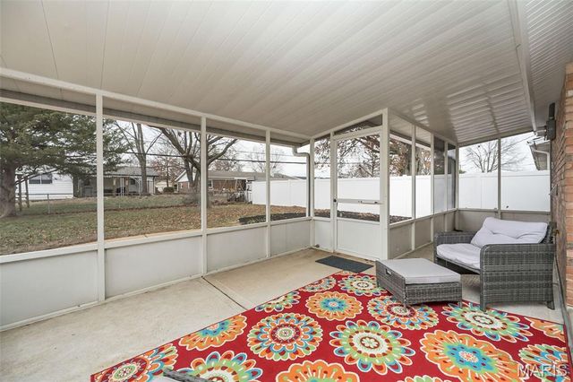 4767 Towne South Road, St Louis, MO 63128