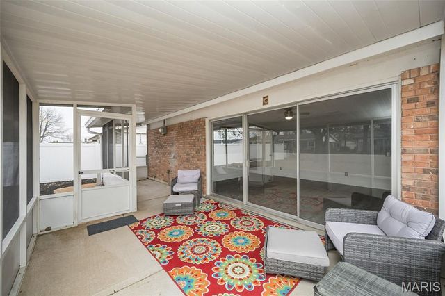 4767 Towne South Road, St Louis, MO 63128