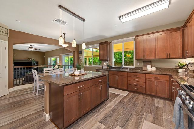 3465 Listan Way, Rancho Cordova, CA 95670