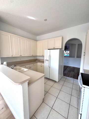 7842 Exeter Boulevard E, Tamarac, FL 33321