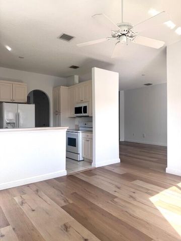 7842 Exeter Boulevard E, Tamarac, FL 33321