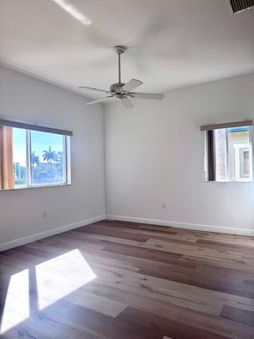 7842 Exeter Boulevard E, Tamarac, FL 33321