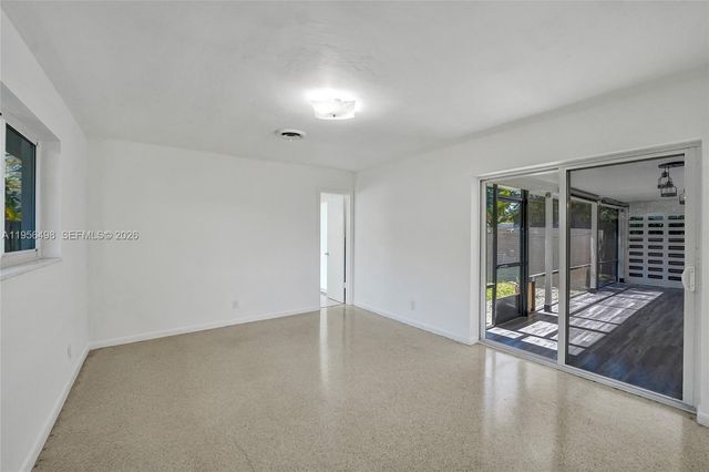 3816 W Park Rd, Hollywood, FL 33021