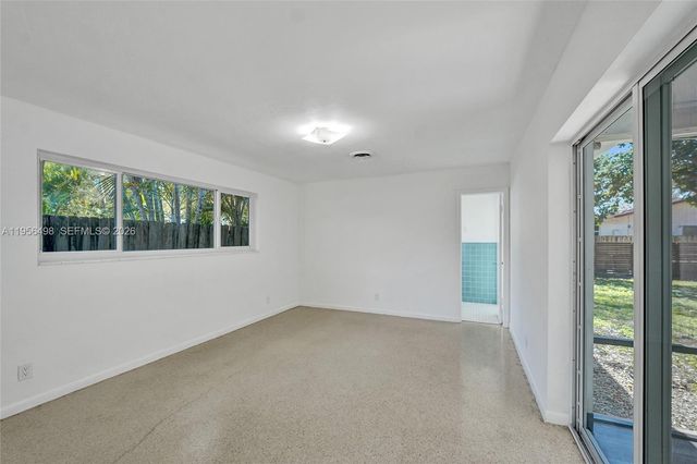 3816 W Park Rd, Hollywood, FL 33021