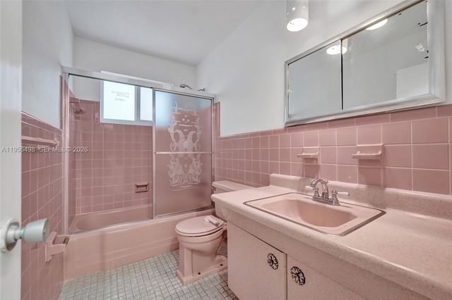 3816 W Park Rd, Hollywood, FL 33021