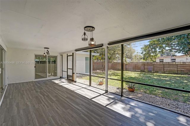 3816 W Park Rd, Hollywood, FL 33021