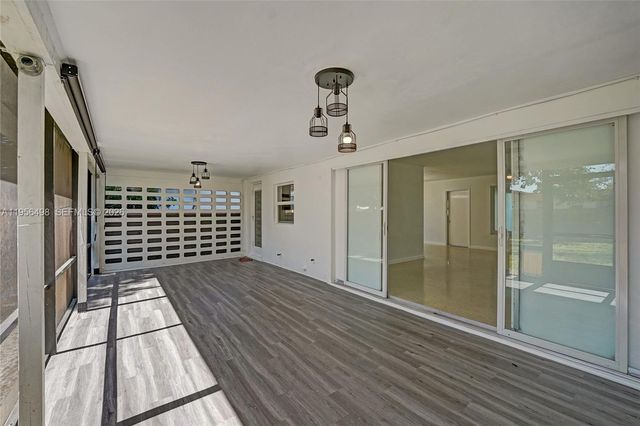 3816 W Park Rd, Hollywood, FL 33021