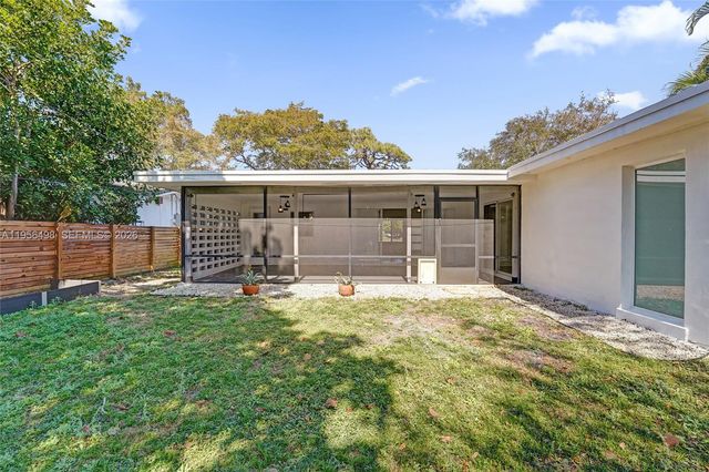 3816 W Park Rd, Hollywood, FL 33021