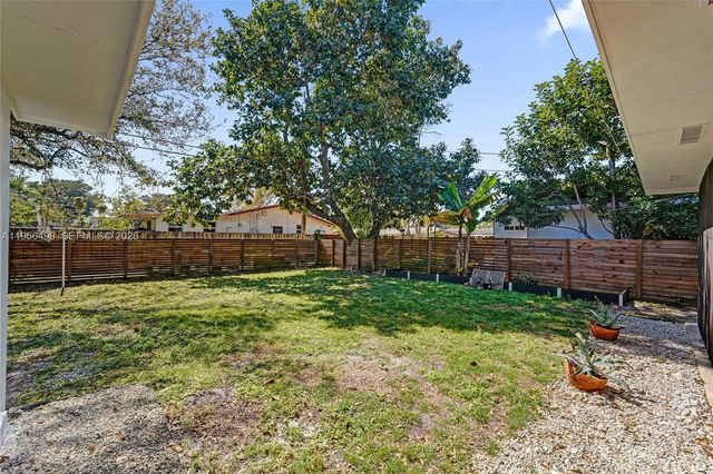 3816 W Park Rd, Hollywood, FL 33021