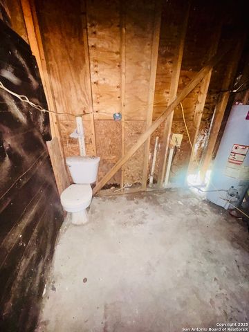 822 glenn, San Antonio, TX 78225