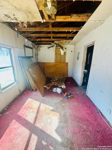 822 glenn, San Antonio, TX 78225