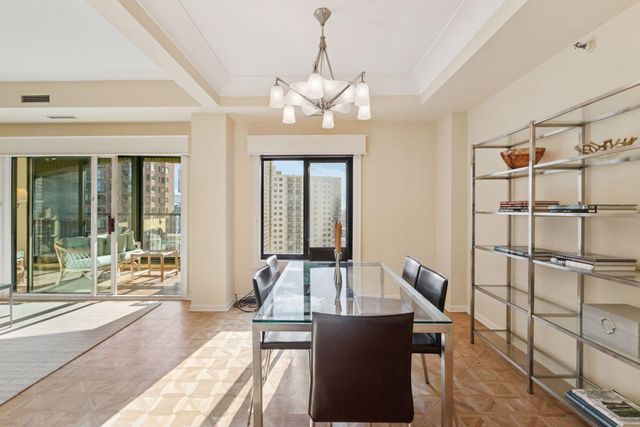 1235 Yale Place 1505, Minneapolis, MN 55403