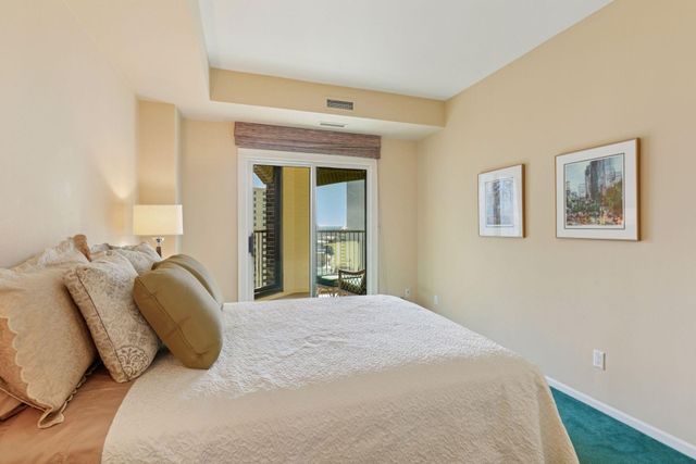 1235 Yale Place 1505, Minneapolis, MN 55403