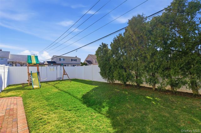 45 Amherst Drive, Massapequa, NY 11758