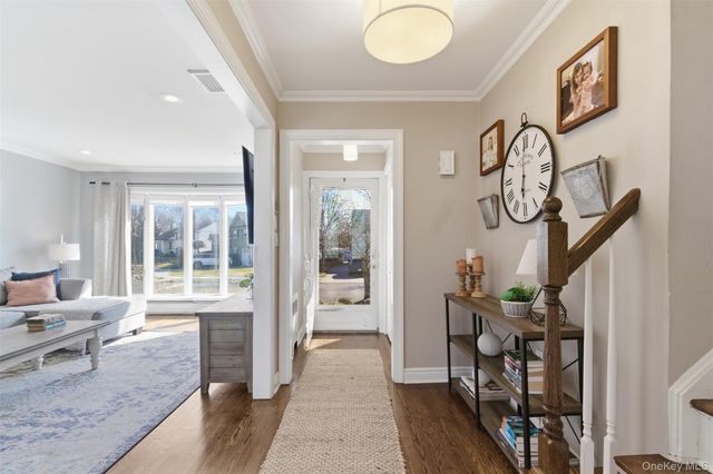 45 Amherst Drive, Massapequa, NY 11758