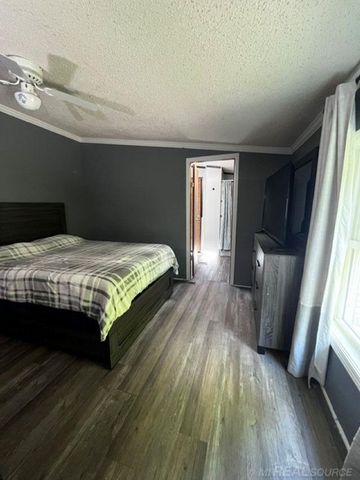 351 Center Street, Algonac, MI 48001