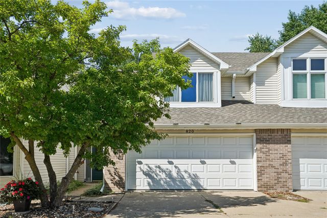 2811 SE 22nd Street 820, Des Moines, IA 50320