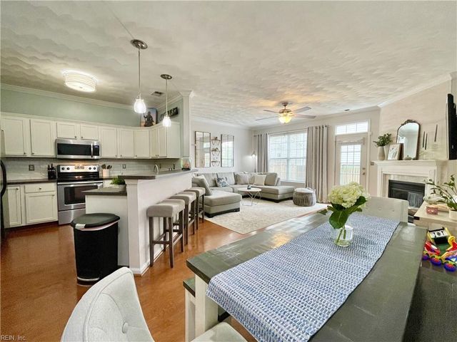 1805 Mizzen LN, Virginia Beach, VA 23454