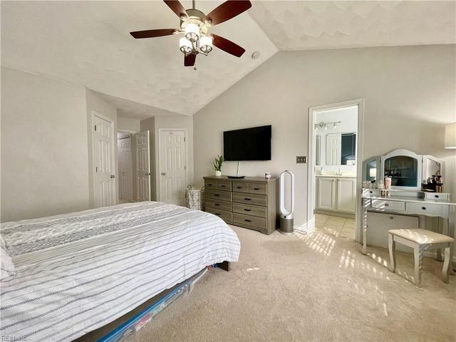 1805 Mizzen LN, Virginia Beach, VA 23454