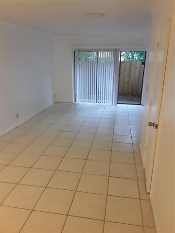 3131 CORAL RIDGE DR 3131, Coral Springs, FL 33065