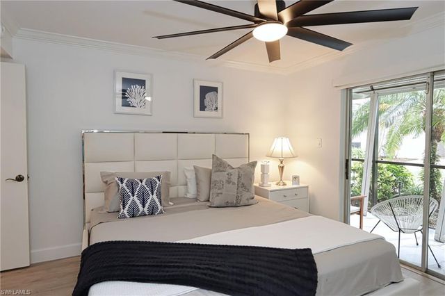 788 Park Shore DR E14, Naples, FL 34103