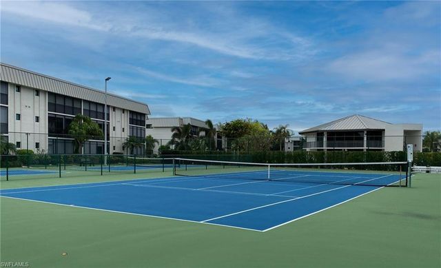 788 Park Shore DR E14, Naples, FL 34103