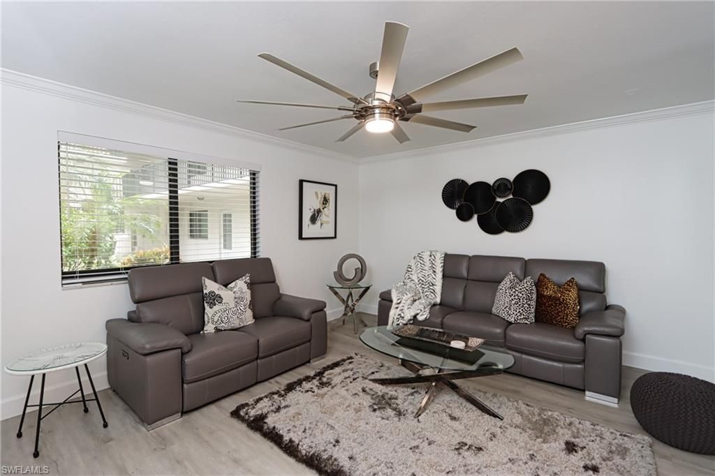 788 Park Shore DR E14, Naples, FL 34103