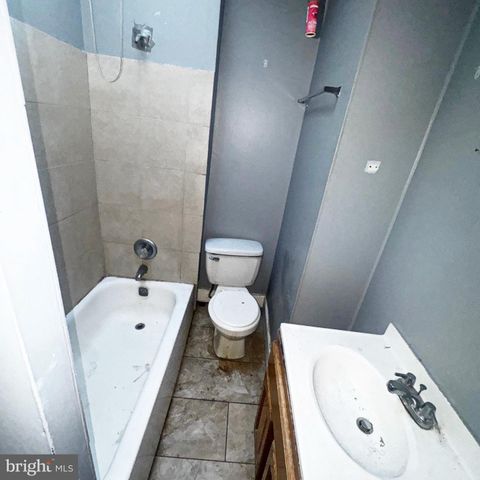 2636 MCELDERRY ST, Baltimore, MD 21205