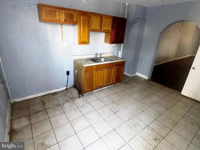 2636 MCELDERRY ST, Baltimore, MD 21205