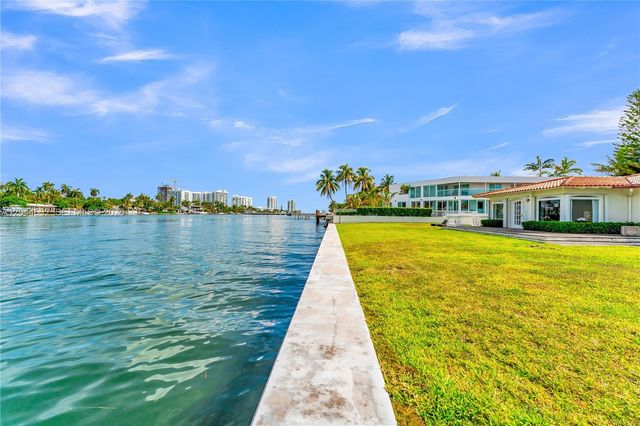 7500 W Treasure Dr, North Bay Village, FL 33141