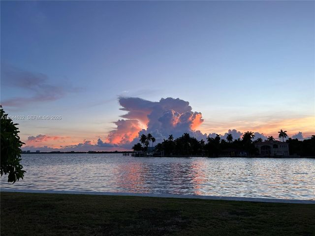 7500 W Treasure Dr, North Bay Village, FL 33141