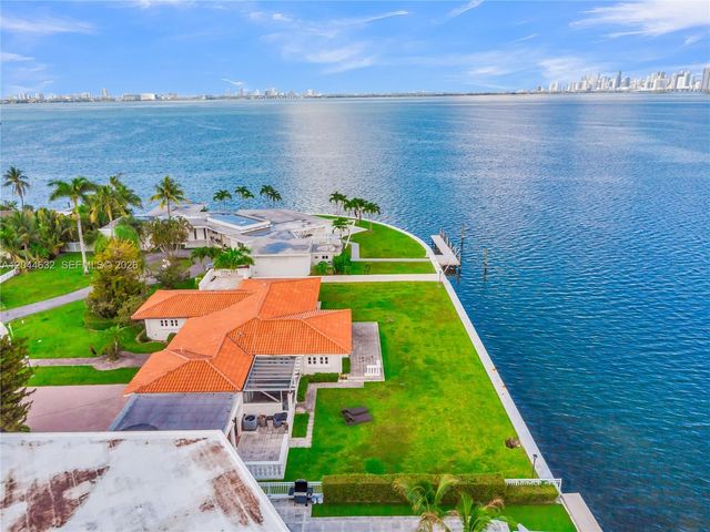 7500 W Treasure Dr, North Bay Village, FL 33141