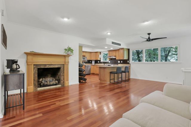 306 Beechwood Drive, Granville, OH 43023