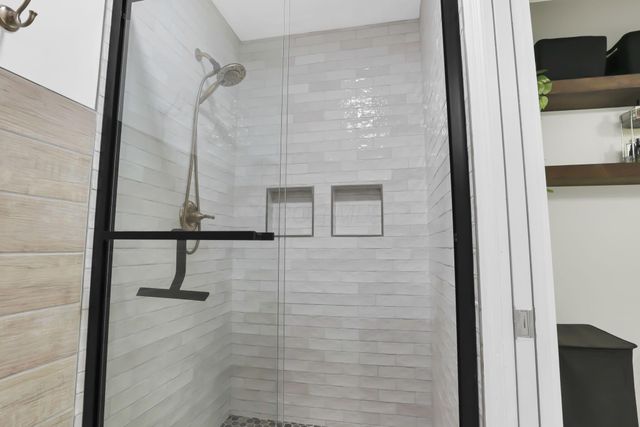 306 Beechwood Drive, Granville, OH 43023