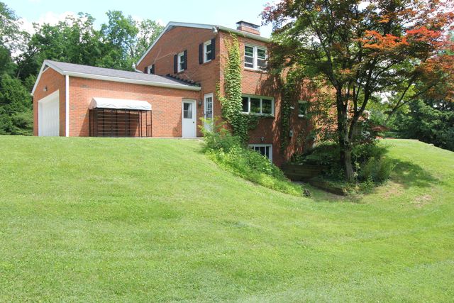 306 Beechwood Drive, Granville, OH 43023