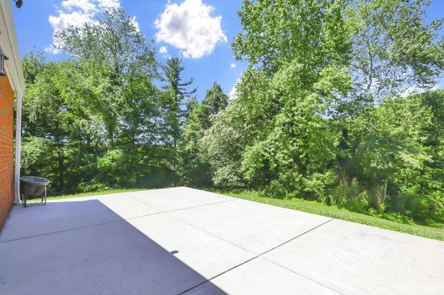 306 Beechwood Drive, Granville, OH 43023