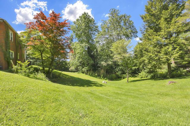 306 Beechwood Drive, Granville, OH 43023