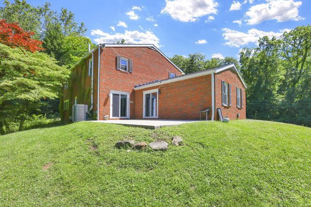 306 Beechwood Drive, Granville, OH 43023