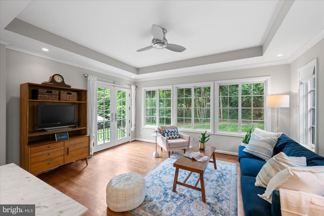 5608 NEWINGTON RD, Bethesda, MD 20816