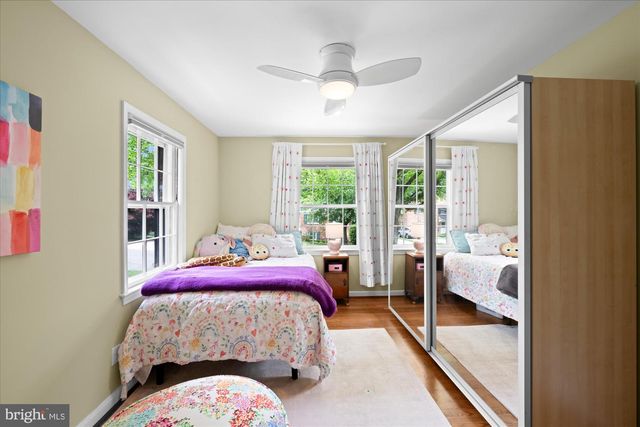 5608 NEWINGTON RD, Bethesda, MD 20816