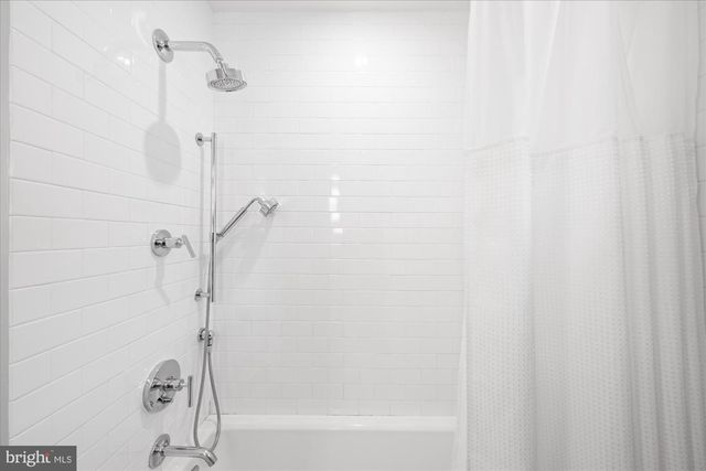 5608 NEWINGTON RD, Bethesda, MD 20816