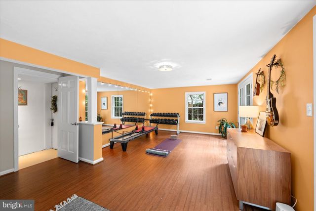 5608 NEWINGTON RD, Bethesda, MD 20816
