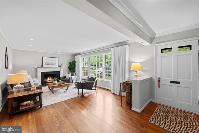 5608 NEWINGTON RD, Bethesda, MD 20816