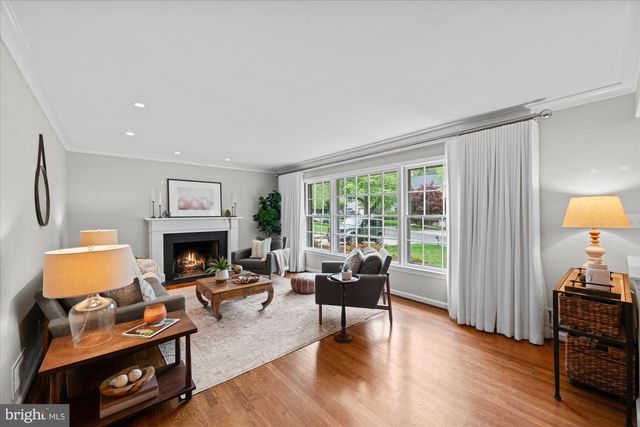 5608 NEWINGTON RD, Bethesda, MD 20816